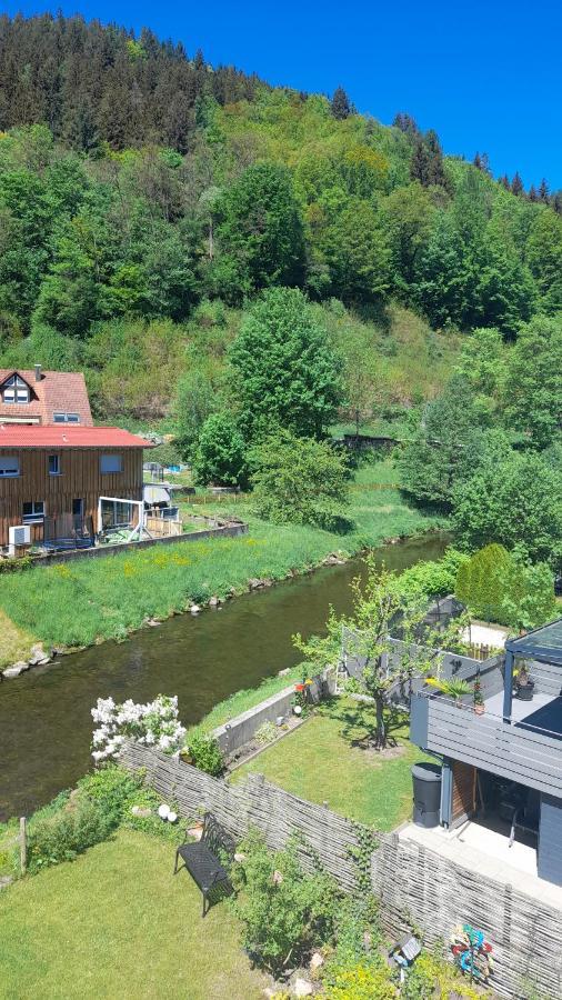 Ferienwohnung Am Enzufer Mit Balkon In Bad Wildbad Im Schwarzwald Exterior photo